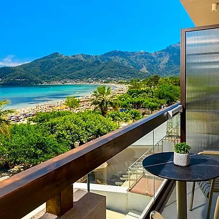 Enavlion Elegance Seaside Luxury Hotel *
